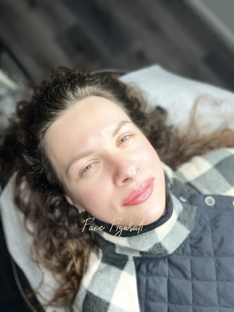 powder eyebrow tattoo
