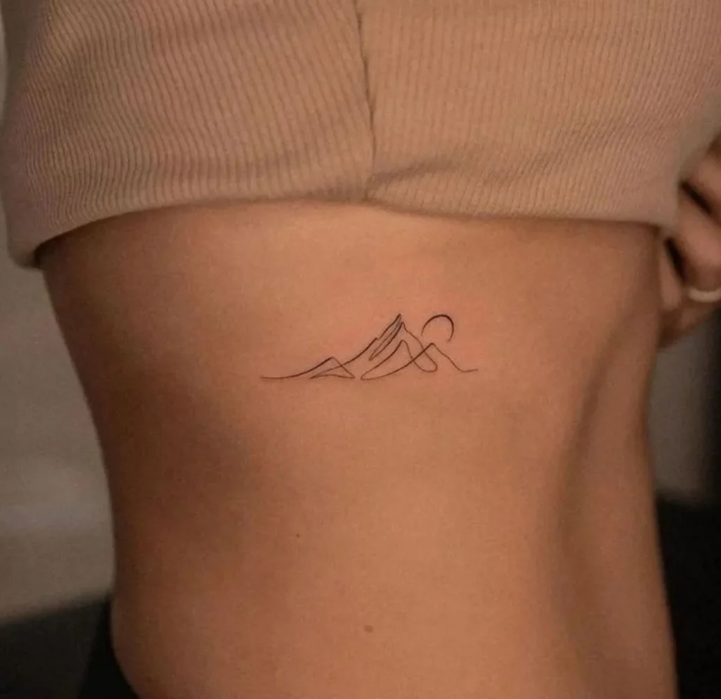 Fine Line Tattoos vs. Traditional Tattoos